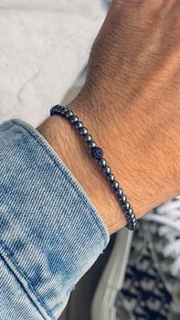 צמיד כדורים שחור לגבר