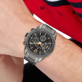 סט שעון יד TOMMY HILFIGER – טומי הילפיגר דגם 1792061 וצמיד מתנה