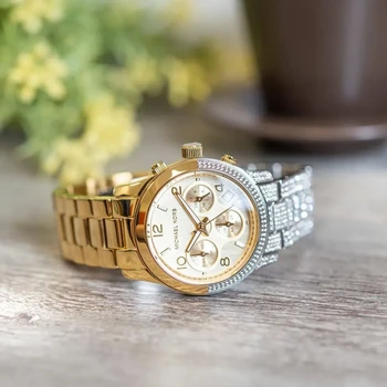 שעון מייקל קורס לאישה דגם MK7329 MICHAEL KORS