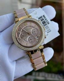 סט שעון יד אנלוגי לאישה עם צמיד טניס מוזהב michael kors mk6326 מייקל קורס
