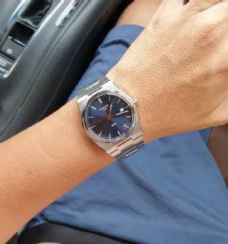 Tissot T1372101104100 נשים סדרת PRX החדשה